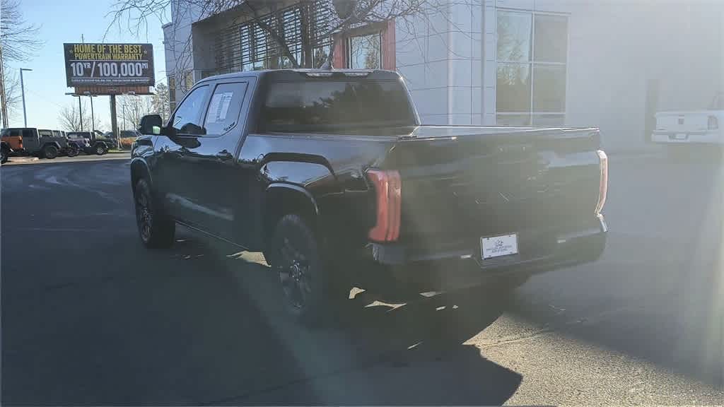 Thumbnail: 2022 Toyota Tundra - 7