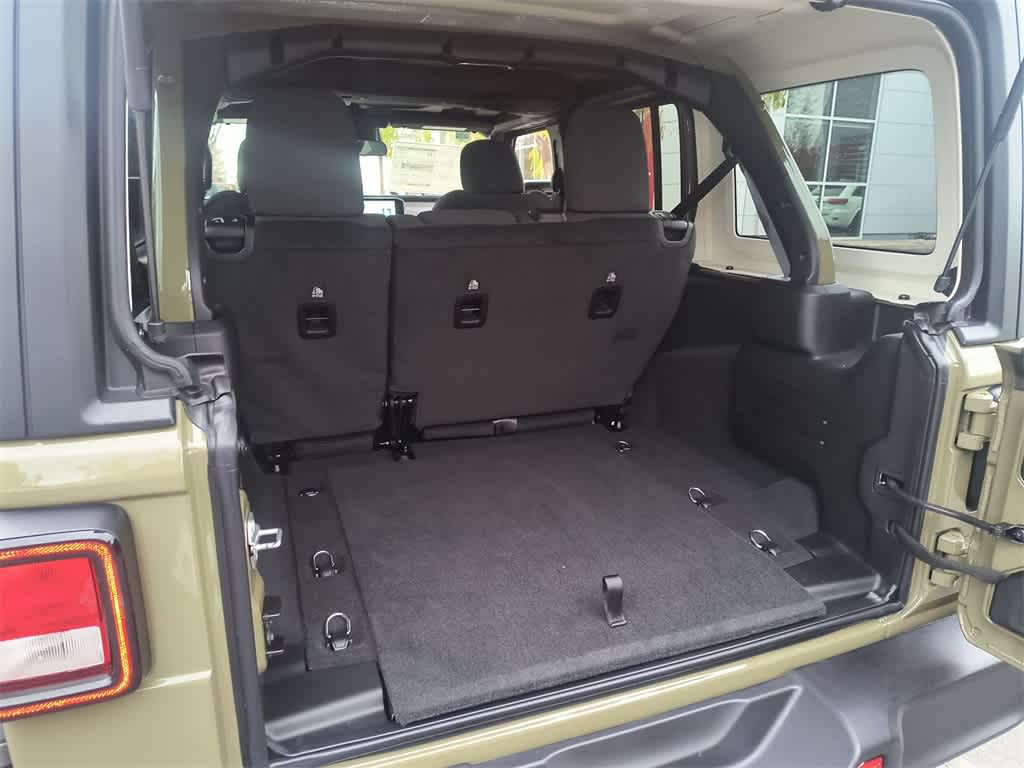 Thumbnail: 2026 Jeep Wrangler - 23