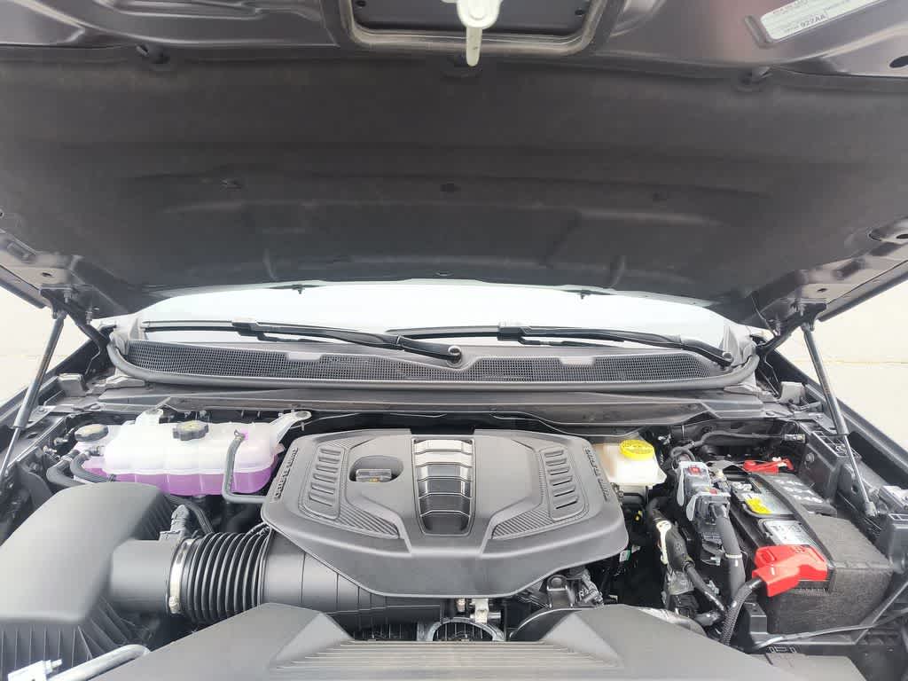 Thumbnail: 2026 Jeep Grand Wagoneer - 27