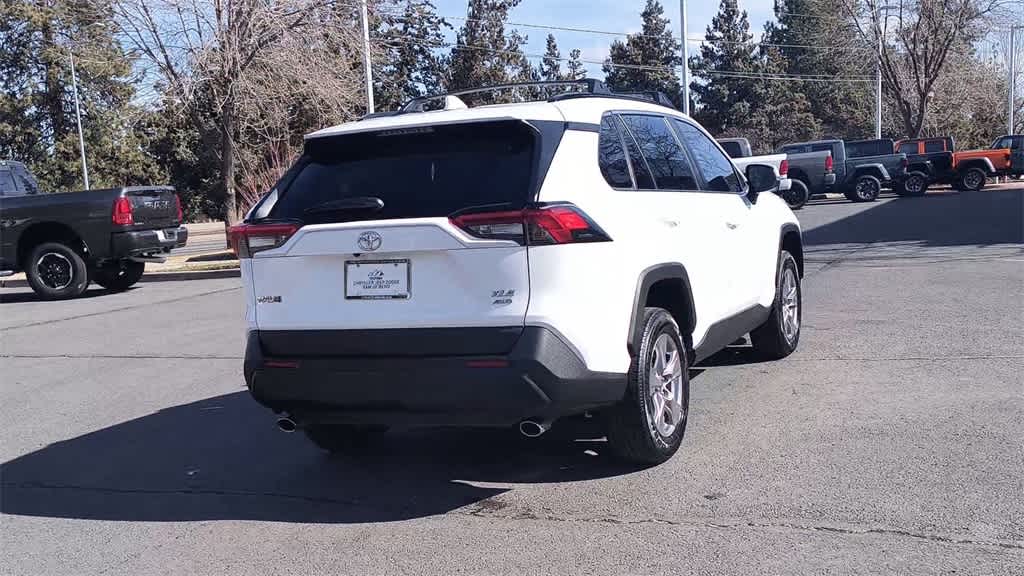 Thumbnail: 2024 Toyota RAV4 - 8