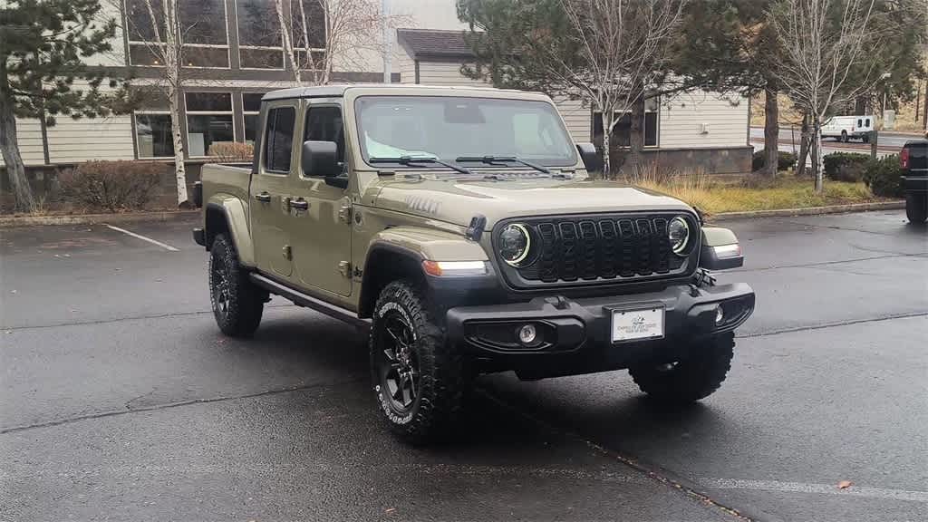 Thumbnail: 2026 Jeep Gladiator - 3
