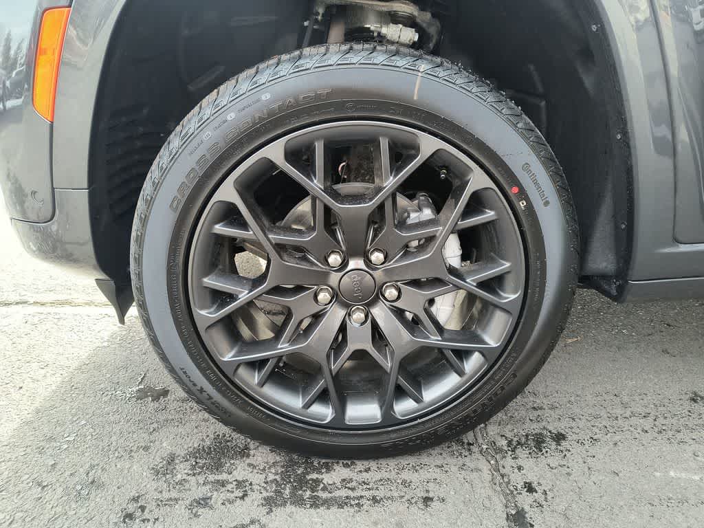 Thumbnail: 2025 Jeep Grand Cherokee - 10