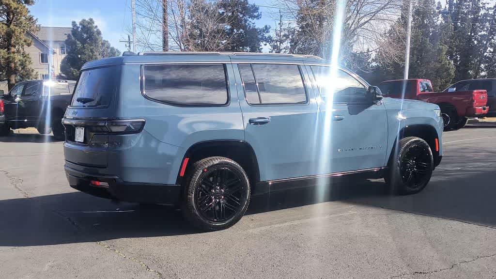 Thumbnail: 2026 Jeep Grand Wagoneer - 9