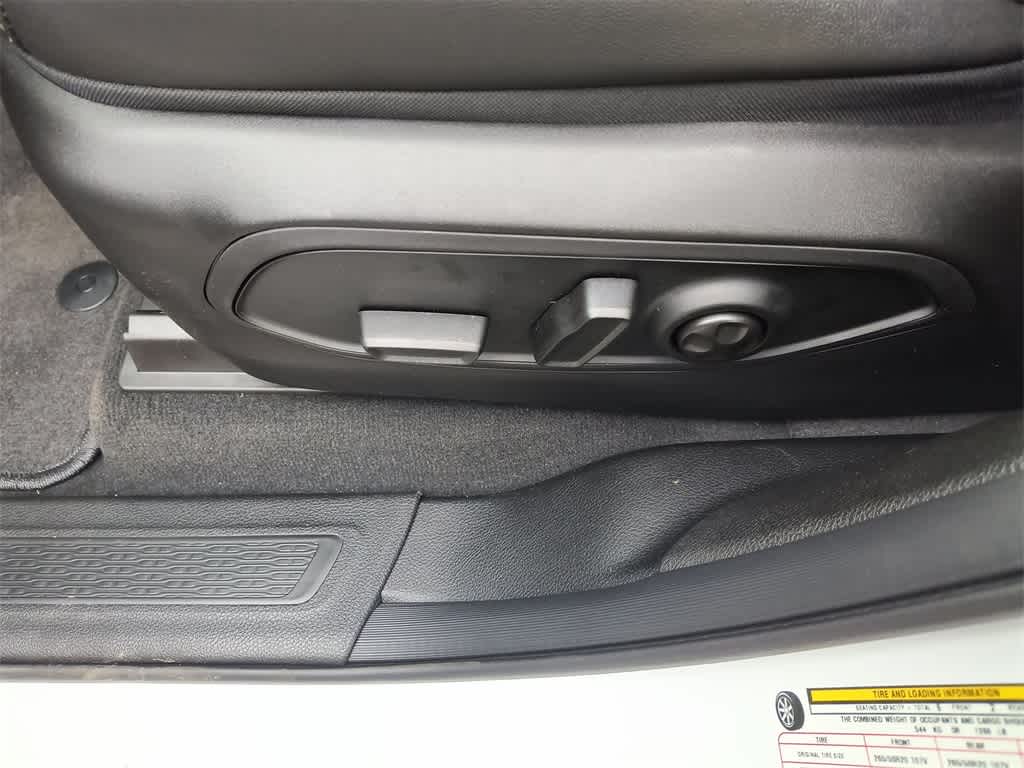 Thumbnail: 2025 Jeep Grand Cherokee - 12