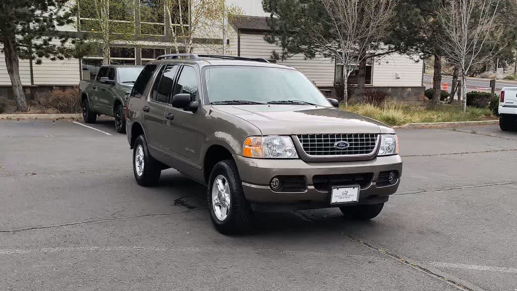 Thumbnail: 2004 Ford Explorer - 3