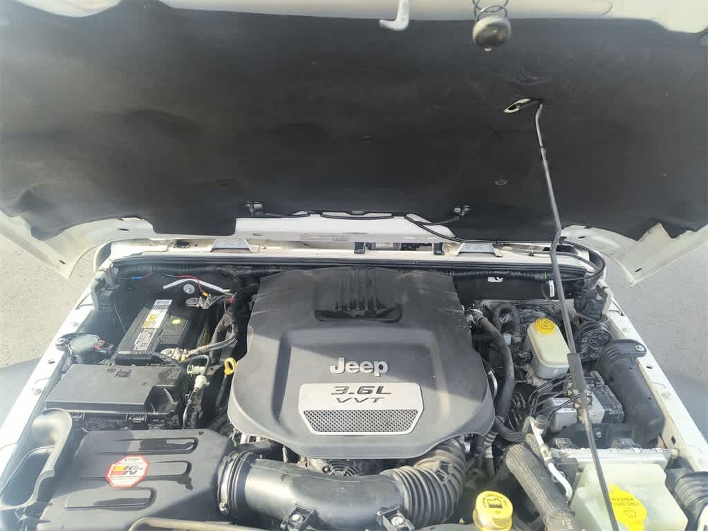 Thumbnail: 2013 Jeep Wrangler - 23