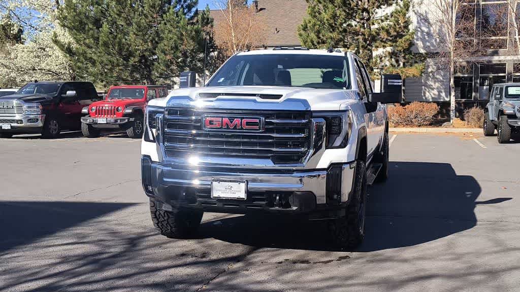 Thumbnail: 2024 GMC Sierra 2500 - 4