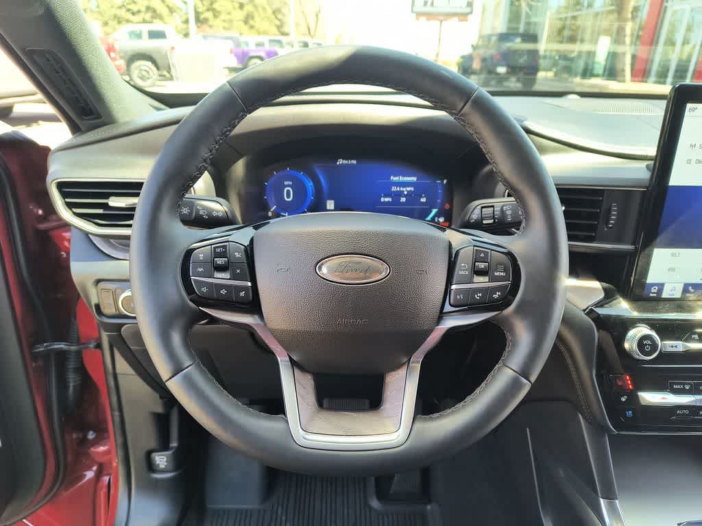 Thumbnail: 2022 Ford Explorer - 14