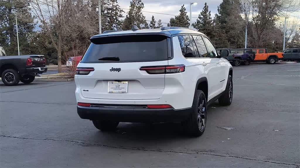 Thumbnail: 2025 Jeep Grand Cherokee - 8