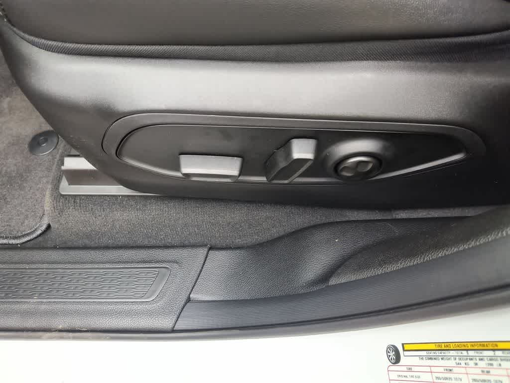 Thumbnail: 2025 Jeep Grand Cherokee L - 12