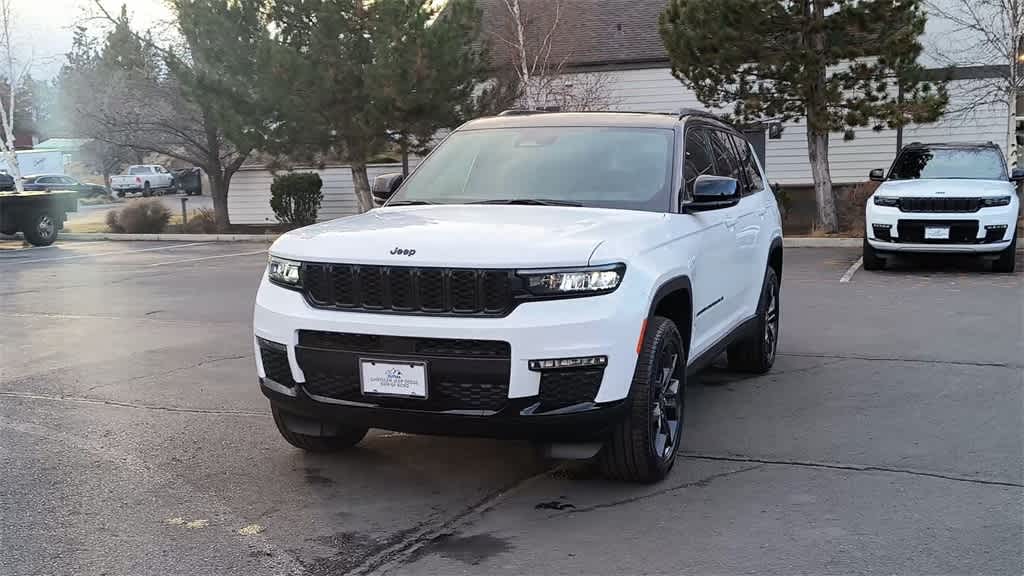 Thumbnail: 2025 Jeep Grand Cherokee - 4