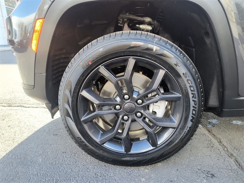 Thumbnail: 2025 Jeep Grand Cherokee L - 10