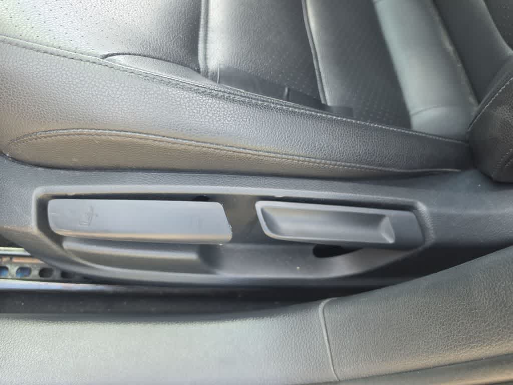 Thumbnail: 2017 Volkswagen Jetta - 12