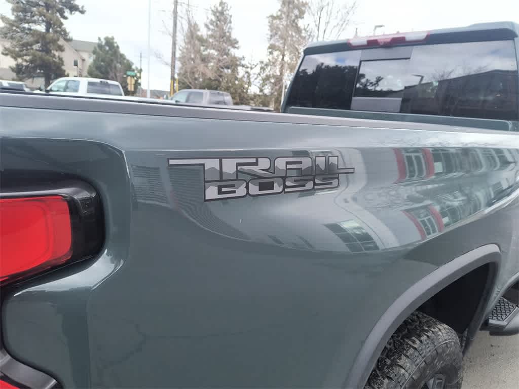 Thumbnail: 2025 Chevrolet Silverado 3500 - 26