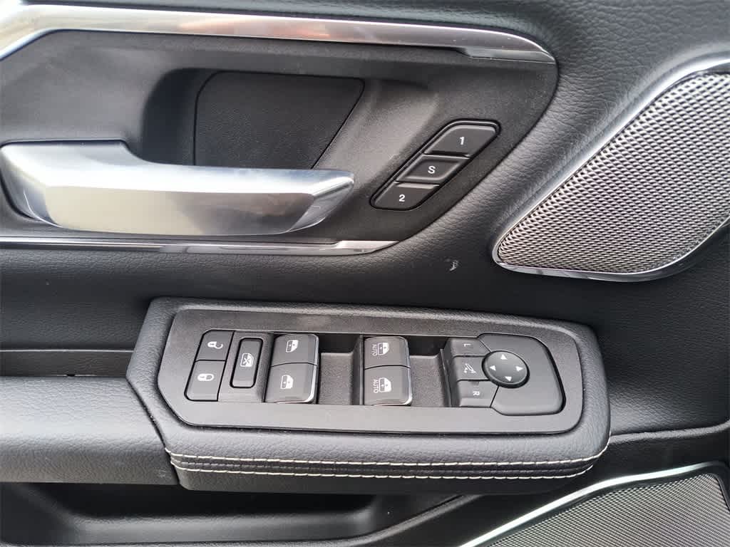 Thumbnail: 2026 RAM 1500 - 13