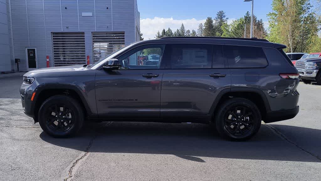 Thumbnail: 2026 Jeep Grand Cherokee L - 5