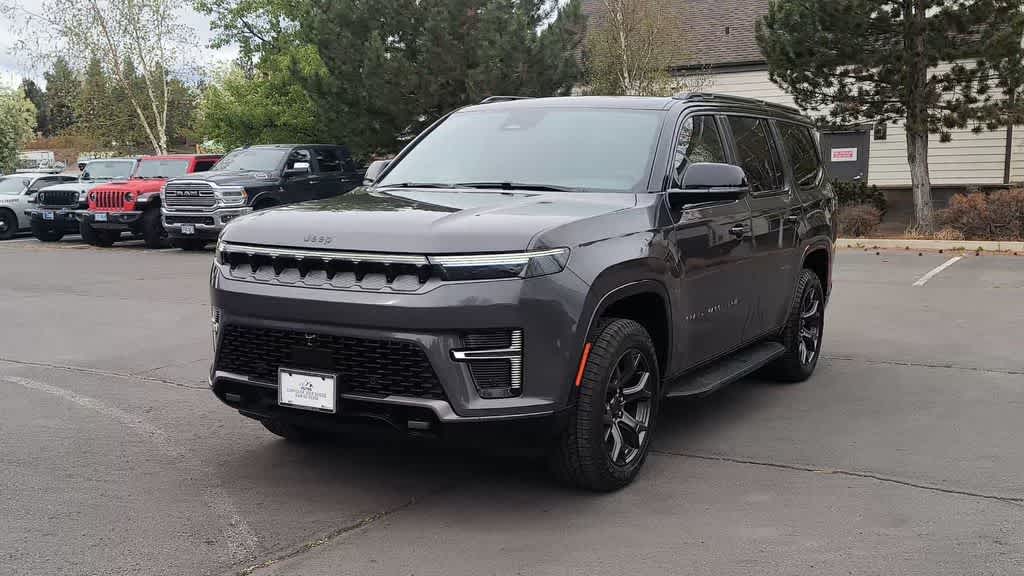 Thumbnail: 2026 Jeep Grand Wagoneer - 4