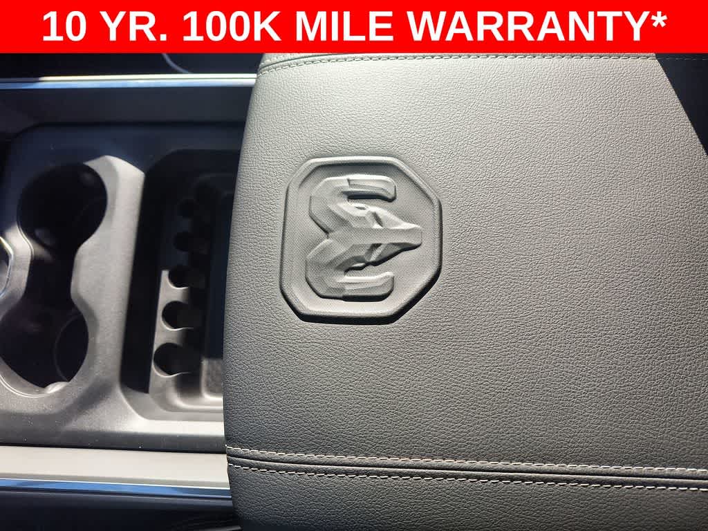 2026 RAM 3500 Laramie - Photo 21