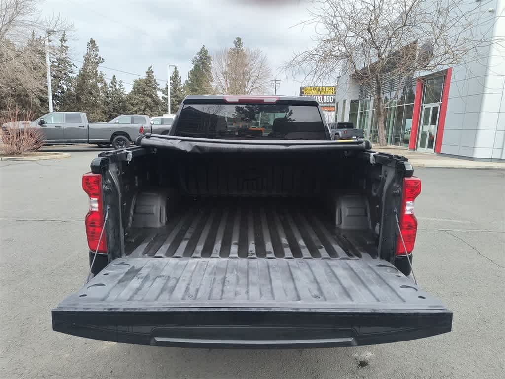 Thumbnail: 2022 Chevrolet Silverado 1500 - 22