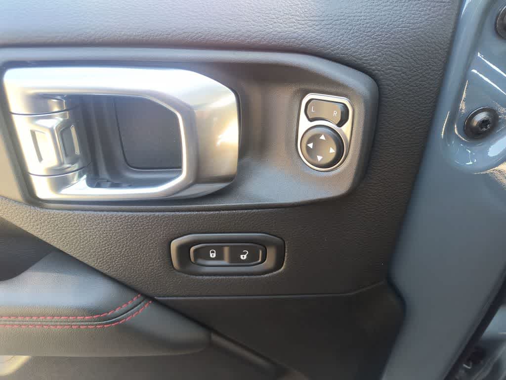 Thumbnail: 2026 Jeep Wrangler - 13