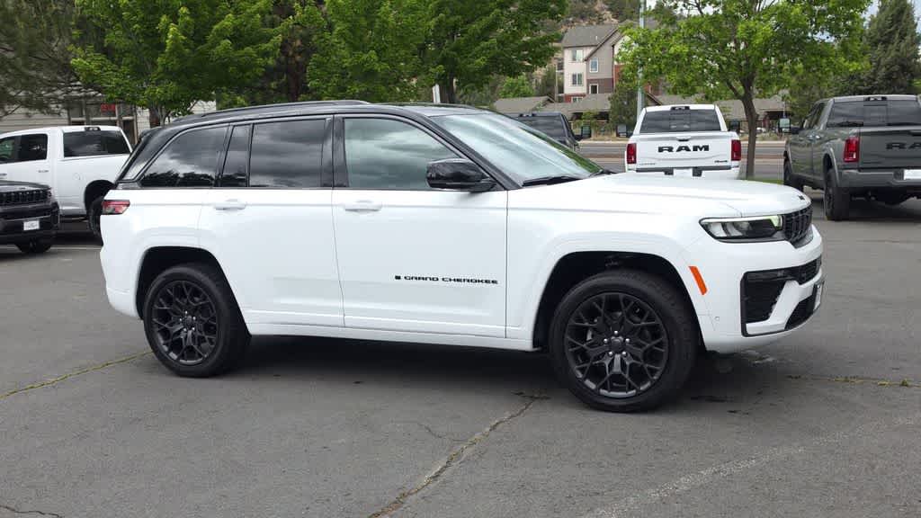 Thumbnail: 2026 Jeep Grand Cherokee - 2