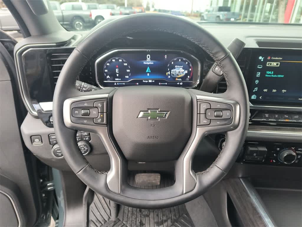 Thumbnail: 2025 Chevrolet Silverado 3500 - 14