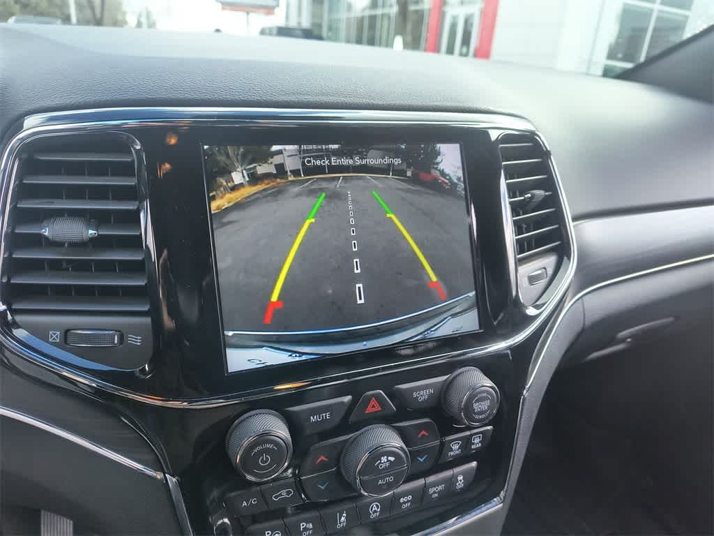 Thumbnail: 2021 Jeep Grand Cherokee - 17