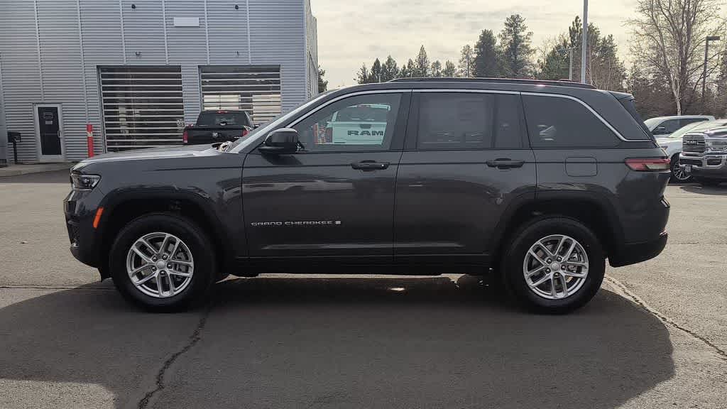 Thumbnail: 2026 Jeep Grand Cherokee - 5