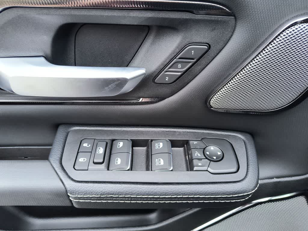 Thumbnail: 2026 RAM 1500 - 13