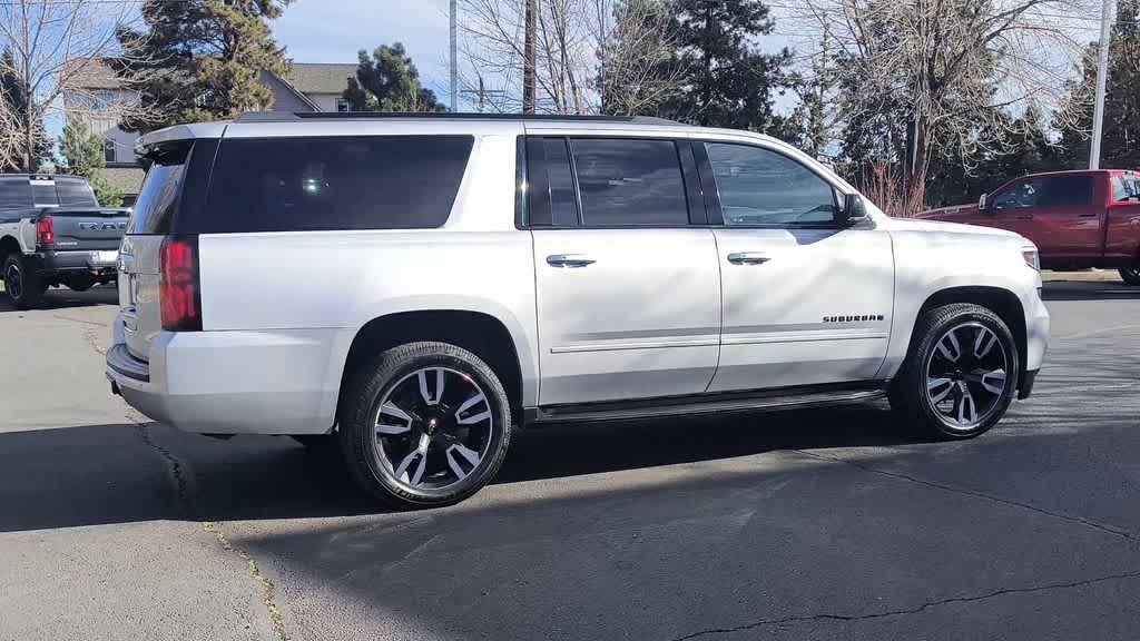 Thumbnail: 2019 Chevrolet Suburban - 9