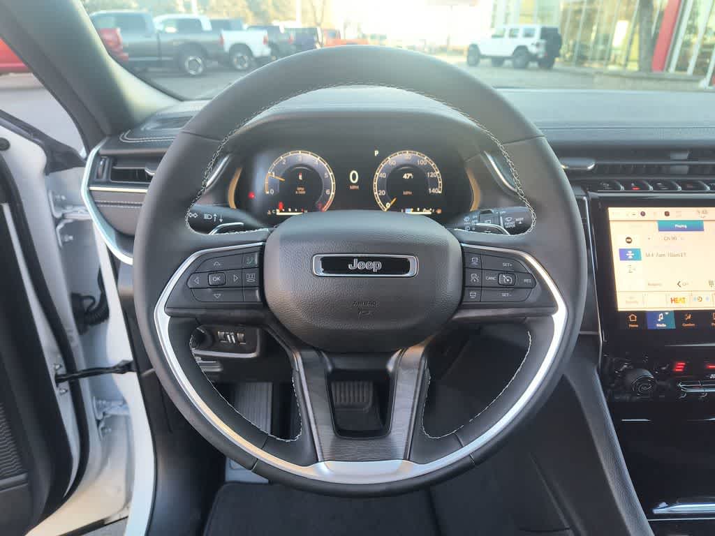 Thumbnail: 2025 Jeep Grand Cherokee L - 14