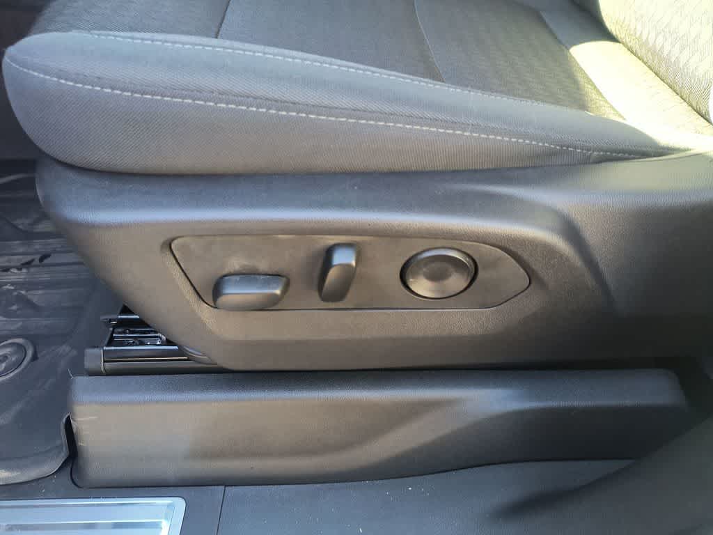 Thumbnail: 2024 GMC Sierra 2500 - 12