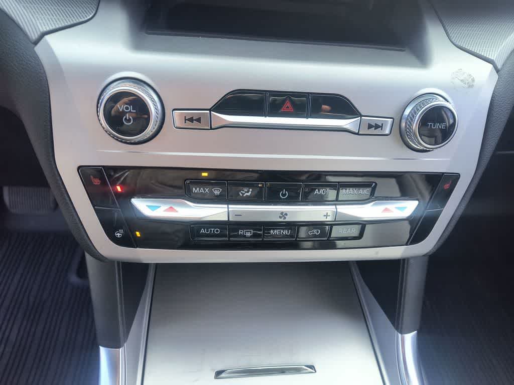 Thumbnail: 2022 Ford Explorer - 19