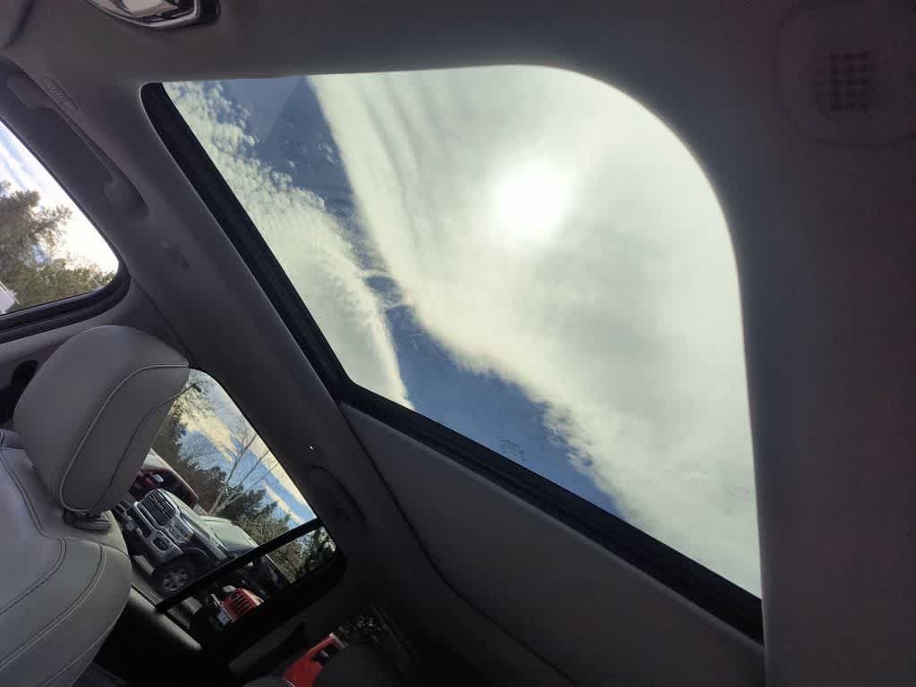 Thumbnail: 2023 Jeep Grand Cherokee - 22