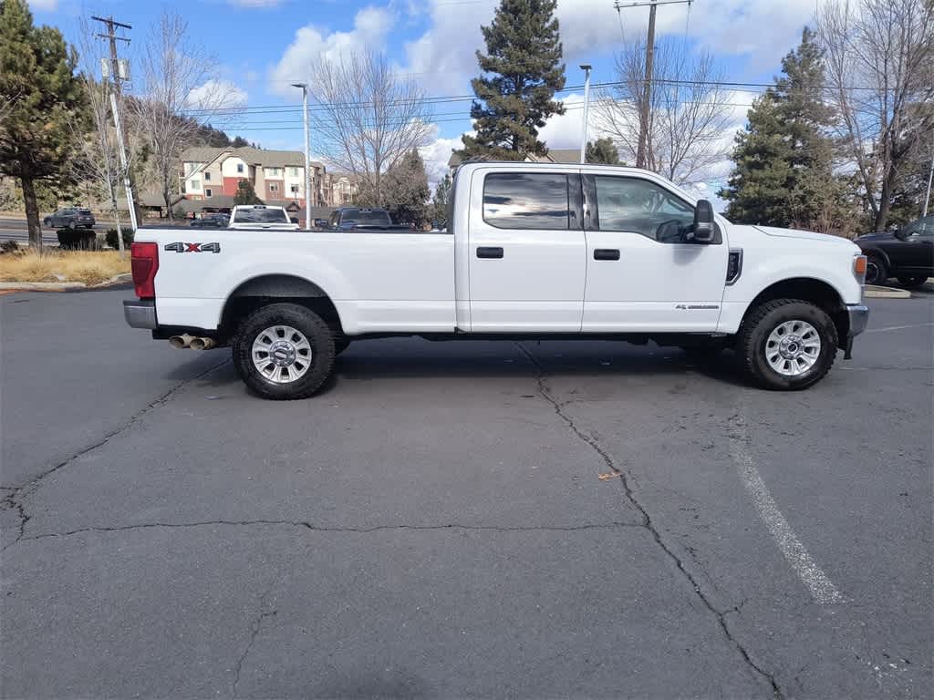 Thumbnail: 2022 Ford Econoline - 7