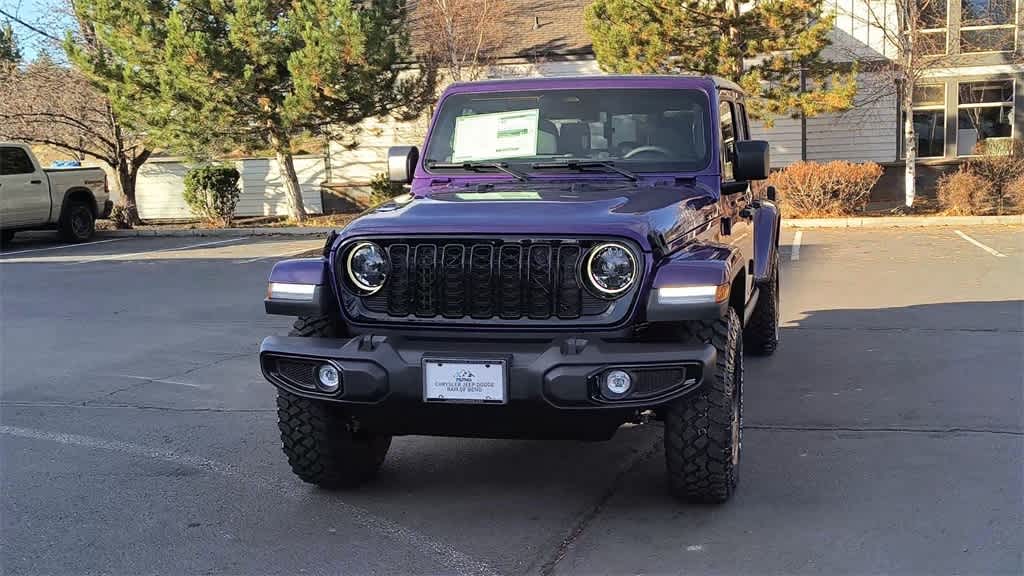 Thumbnail: 2026 Jeep Gladiator - 4