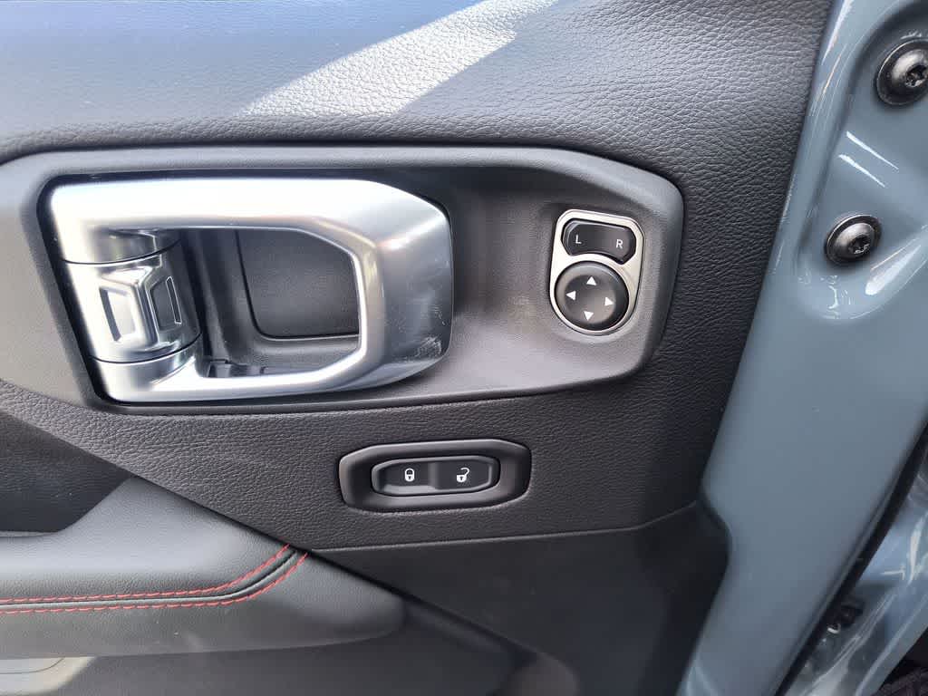 Thumbnail: 2026 Jeep Wrangler - 13