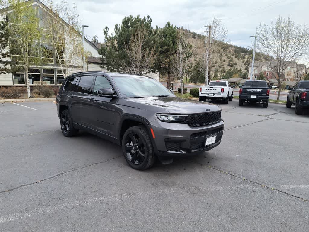 Thumbnail: 2023 Jeep Grand Cherokee L - 7