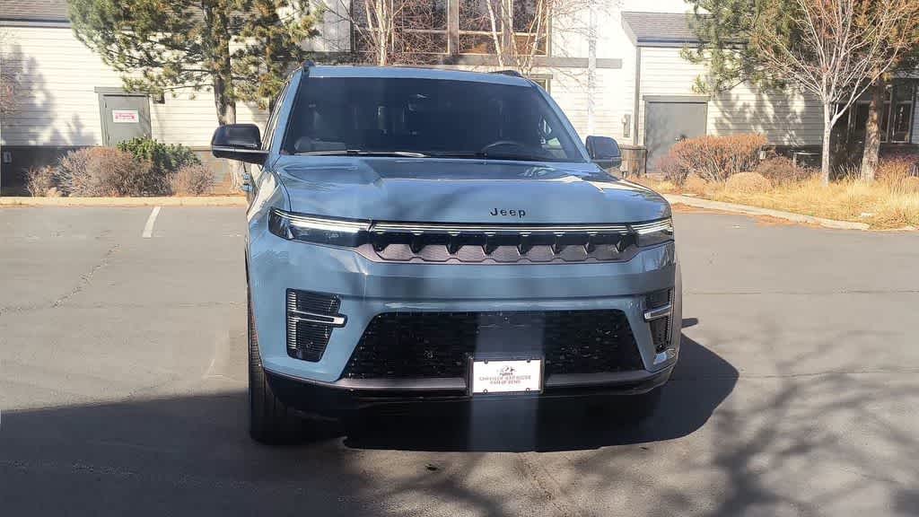 Thumbnail: 2026 Jeep Grand Wagoneer - 4