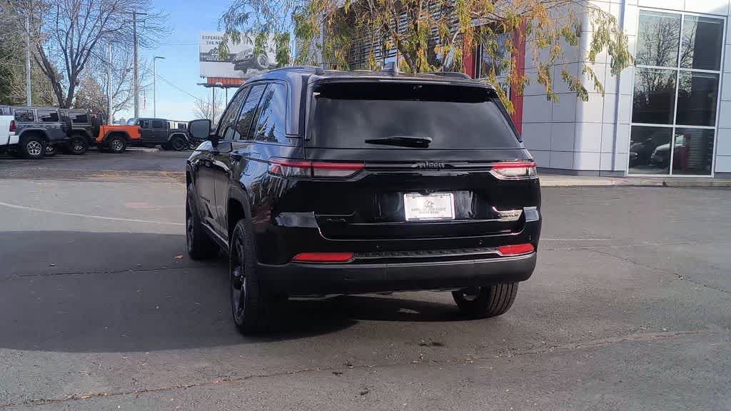 Thumbnail: 2025 Jeep Grand Cherokee - 7