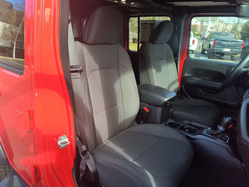 Thumbnail: 2021 Jeep Wrangler - 24