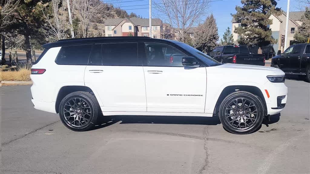 Thumbnail: 2025 Jeep Grand Cherokee - 2