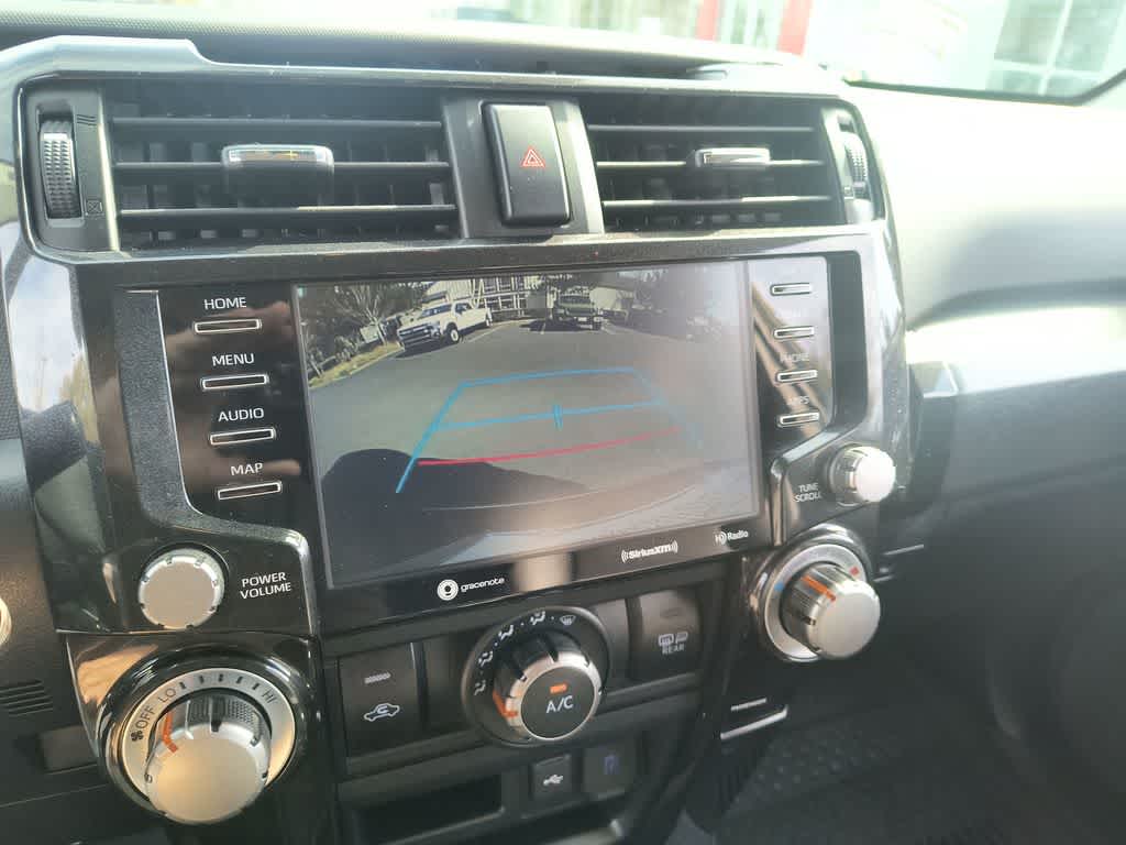 Thumbnail: 2022 Toyota 4Runner - 17