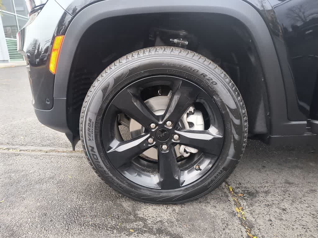 Thumbnail: 2025 Jeep Grand Cherokee - 10