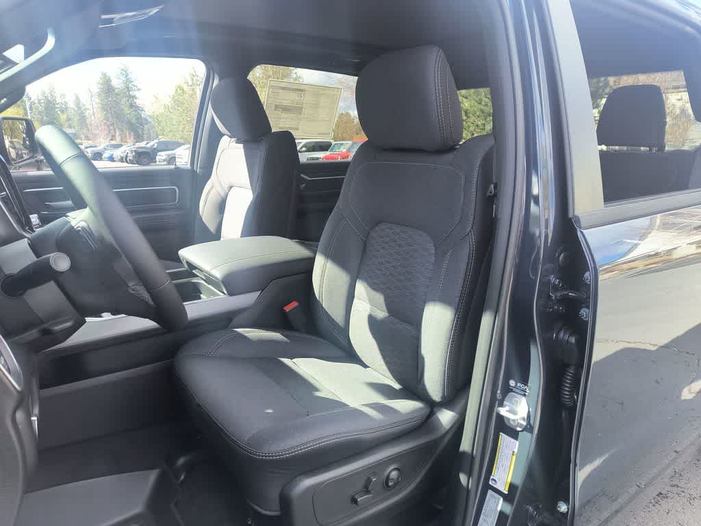 Thumbnail: 2026 RAM 1500 - 11