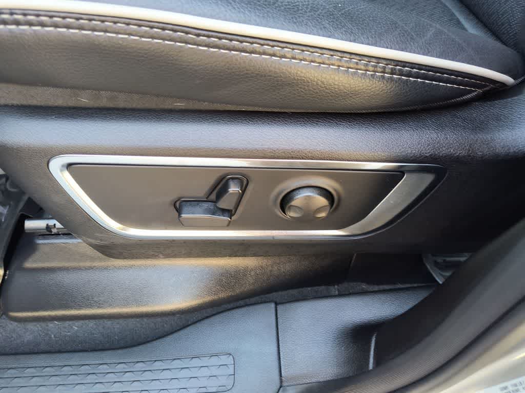 Thumbnail: 2026 RAM 1500 - 12