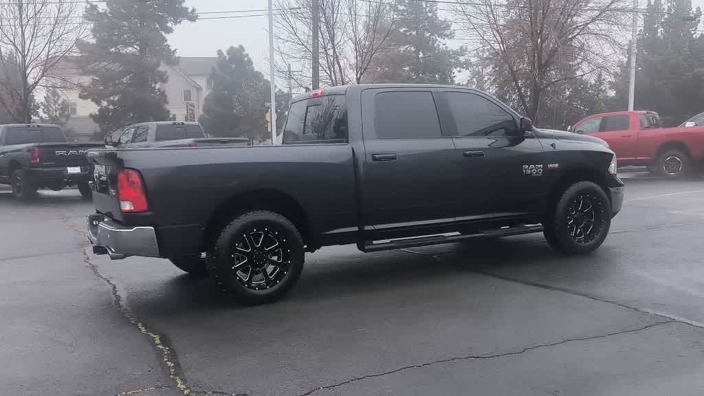 Thumbnail: 2019 RAM 1500 Classic - 9