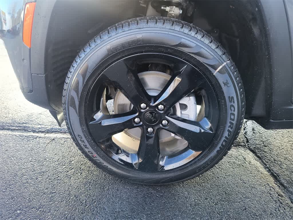 Thumbnail: 2025 Jeep Grand Cherokee - 10