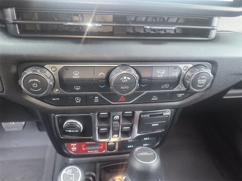 Thumbnail: 2026 Jeep Gladiator - 18