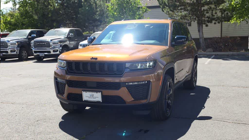 Thumbnail: 2026 Jeep Grand Cherokee - 4